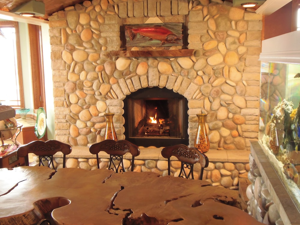 The Collins Inn and Seaside Cottages - photo 73