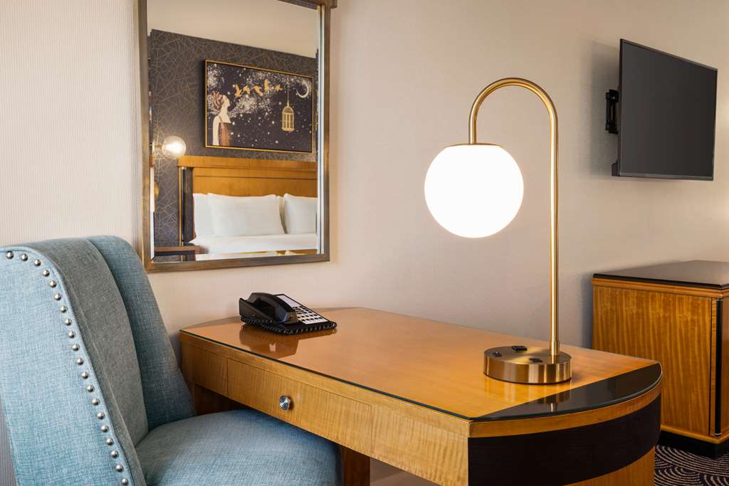 Inn at Great Neck - photo 14