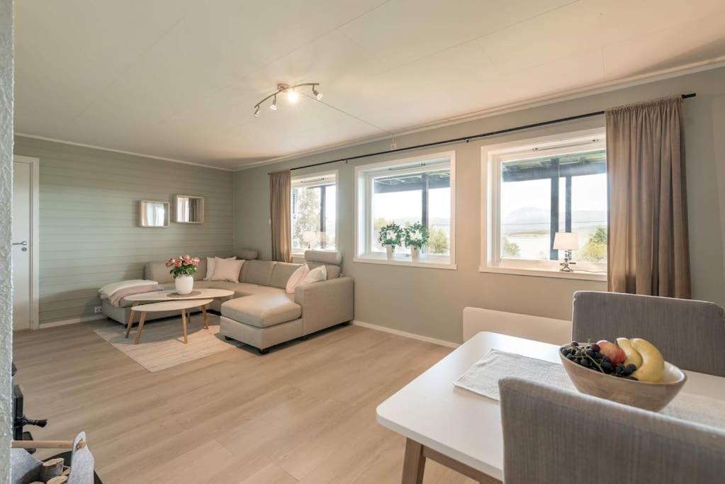 Modern Fjord View Apt near City — 4-Star Luxury Hotel in Tromso, Norway