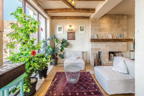 Ateshgah Residence