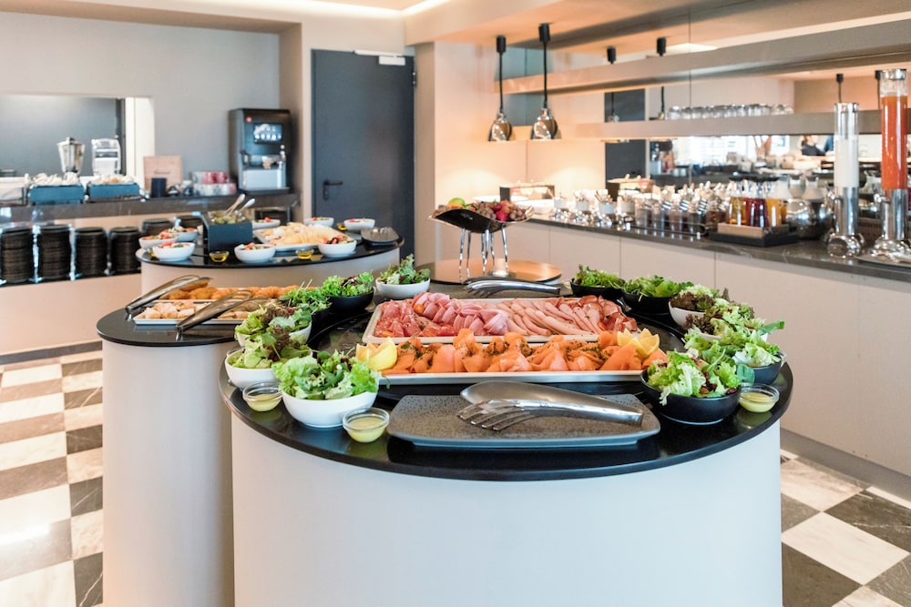 מזון ומשקאות