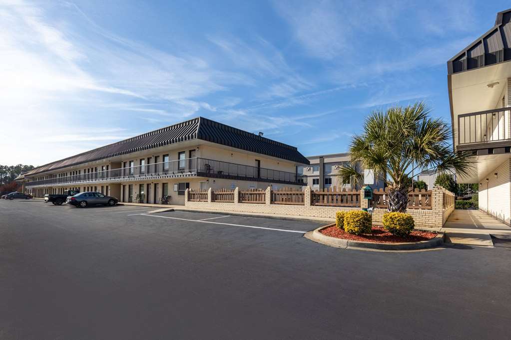 Days Inn by Wyndham Florence I 95 North - photo 3