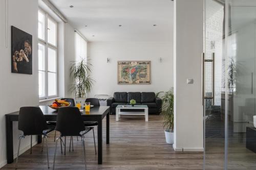 Prague Days Open plan Studio with AC near National Theatre — 4-Star Luxury Hotel in Prague, Czech Republic
