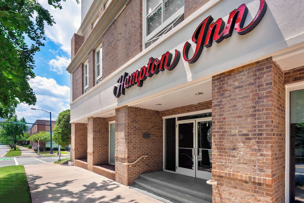 Hampton Inn Charlotte Uptown - photo 43