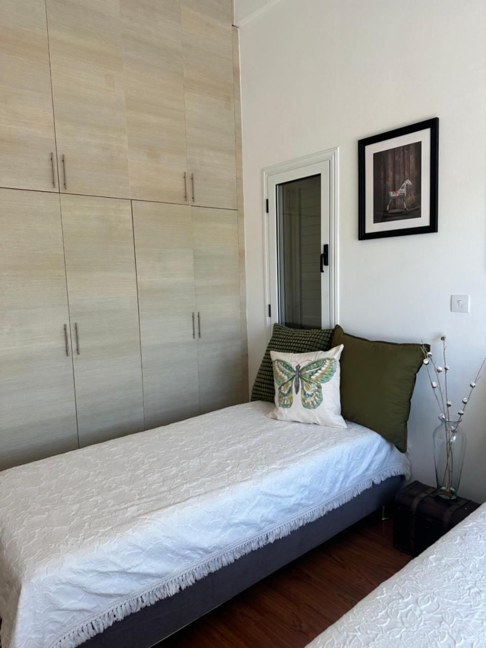 Villa Strelitzia