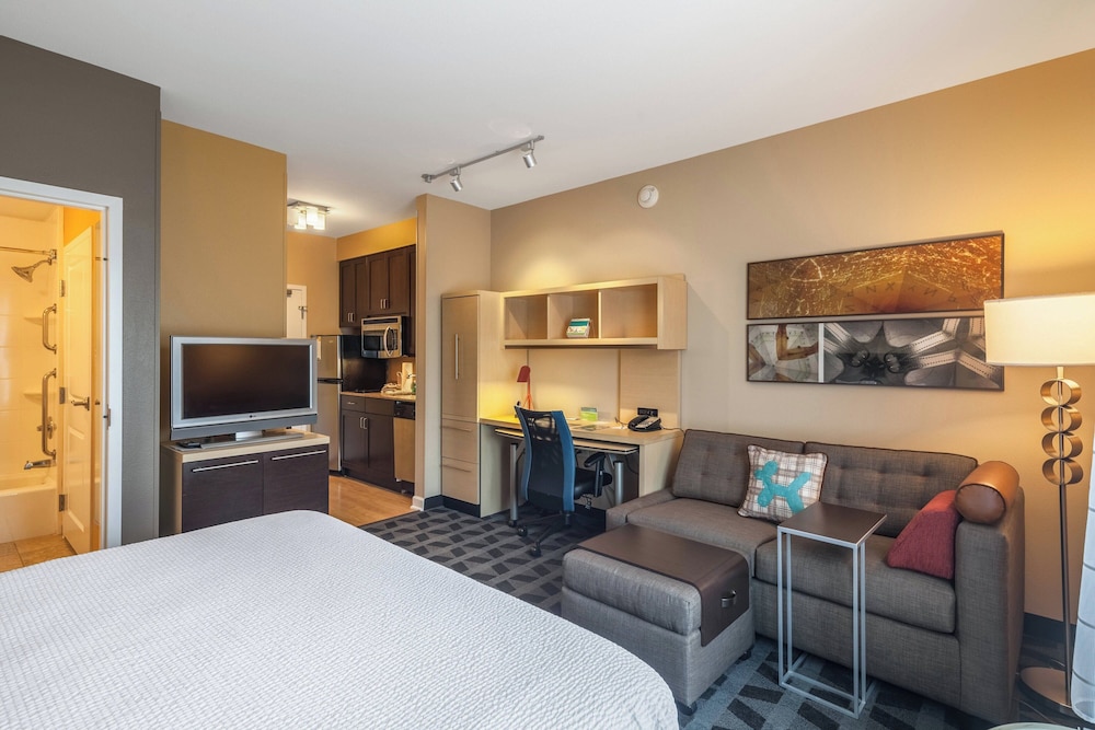Towneplace Suites Marriott Jacksonville Butler Boulevard - photo 6