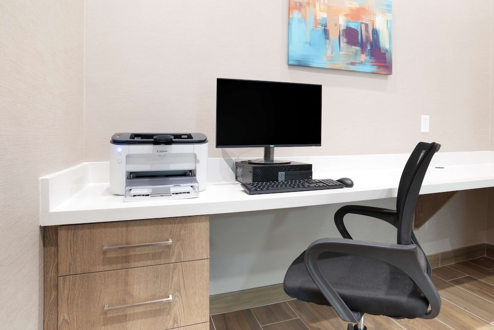 Best Western Plus Mobile Inn & Suites - photo 34