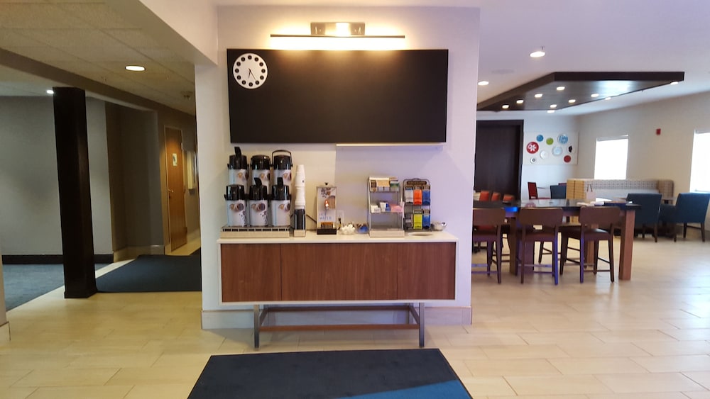Holiday Inn Express Howe by IHG - photo 29