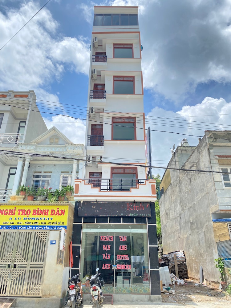 Van Anh Hotel — hotel in Thi Tran Gjong Van