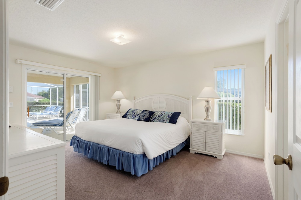 Golf Course Resort Luxury Villa — 5-Star Luxury Hotel in Inverness, United States