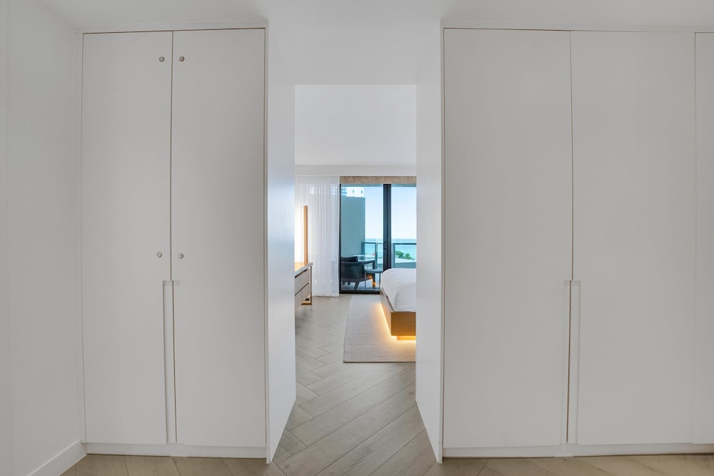 Private Residences at W SoBe by LRMB - photo 8