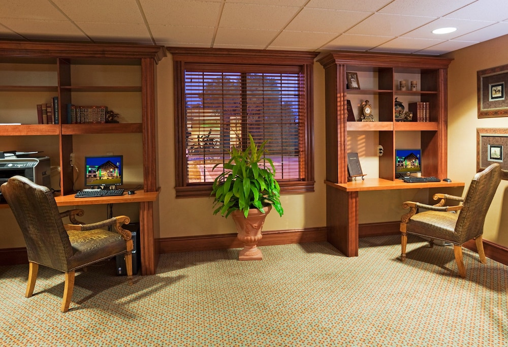 Holiday Inn Hotel & Suites Minneapolis Lakeville by IHG - photo 33