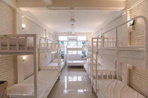 3Plus1 Hostel Adults Only