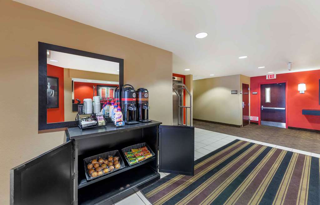 Extended Stay America Cleveland Brooklyn - photo 7