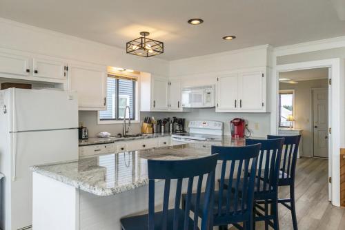 A Bella Vista by Oak Island Accommodations - photo 22