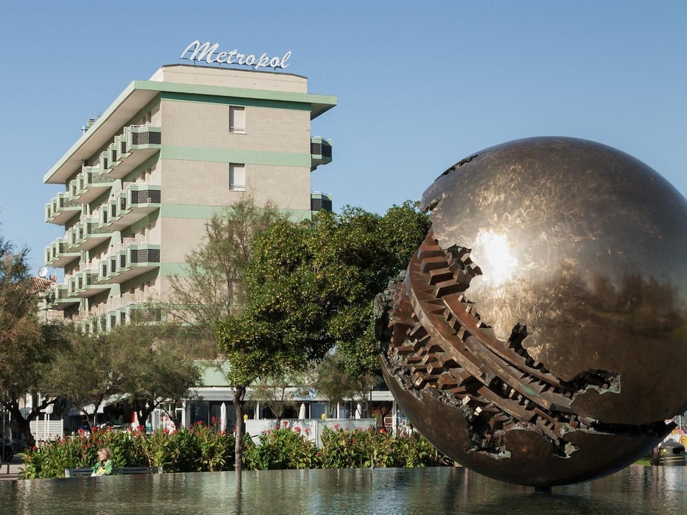 Hotel Metropol — hotel in Pesaro