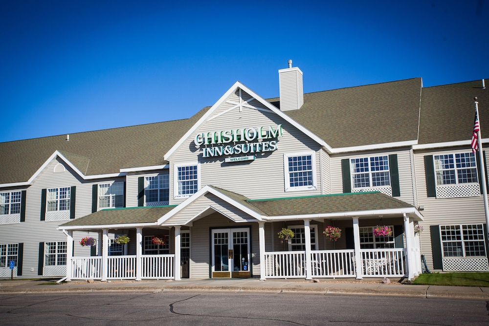 Chisholm Inn & Suites - featured photo