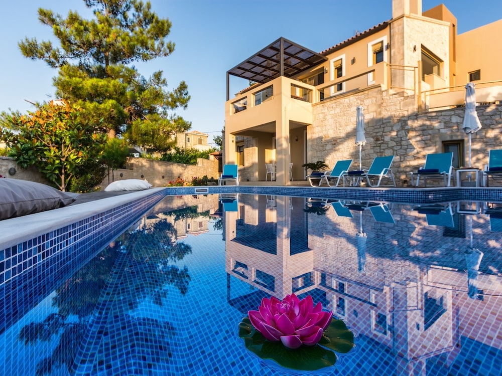 Palladio Luxury Villa — 4-Star Luxury Hotel in Rethymno, Greece