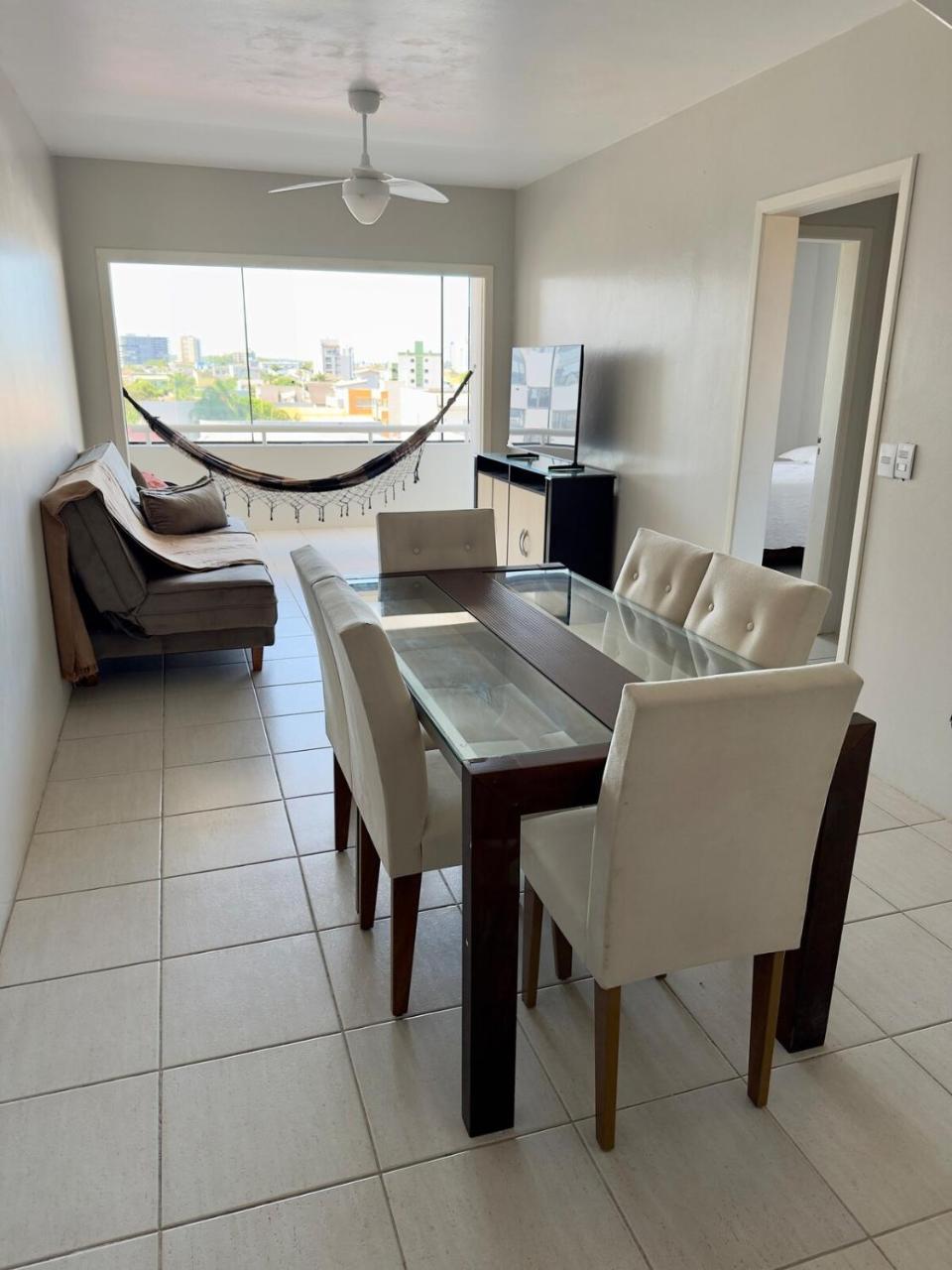 Duplex 3 quartos centro terraço e churrasqueira — 4-Star Luxury Hotel in Torres, Brasil