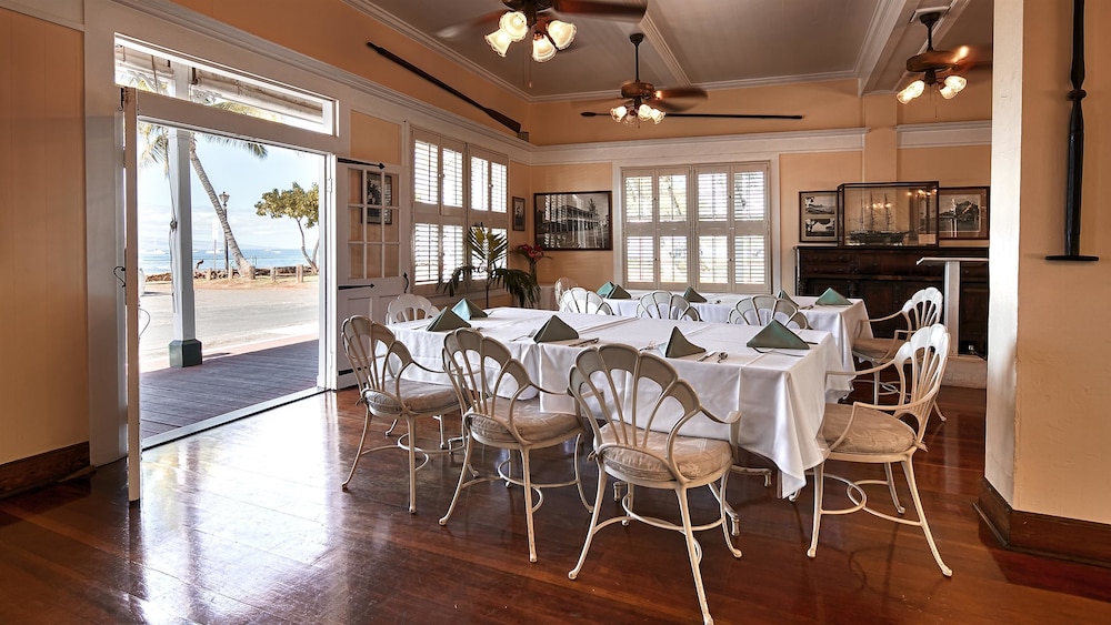 Pioneer Inn - photo 20