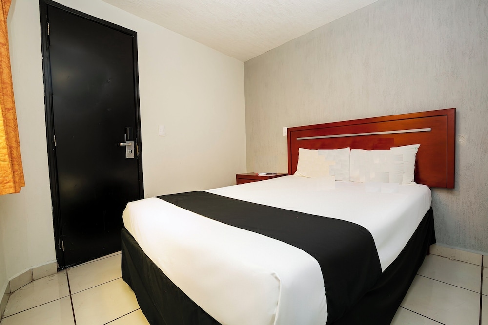 Hotel Los Ruiz Señores in Morelia, Mexico