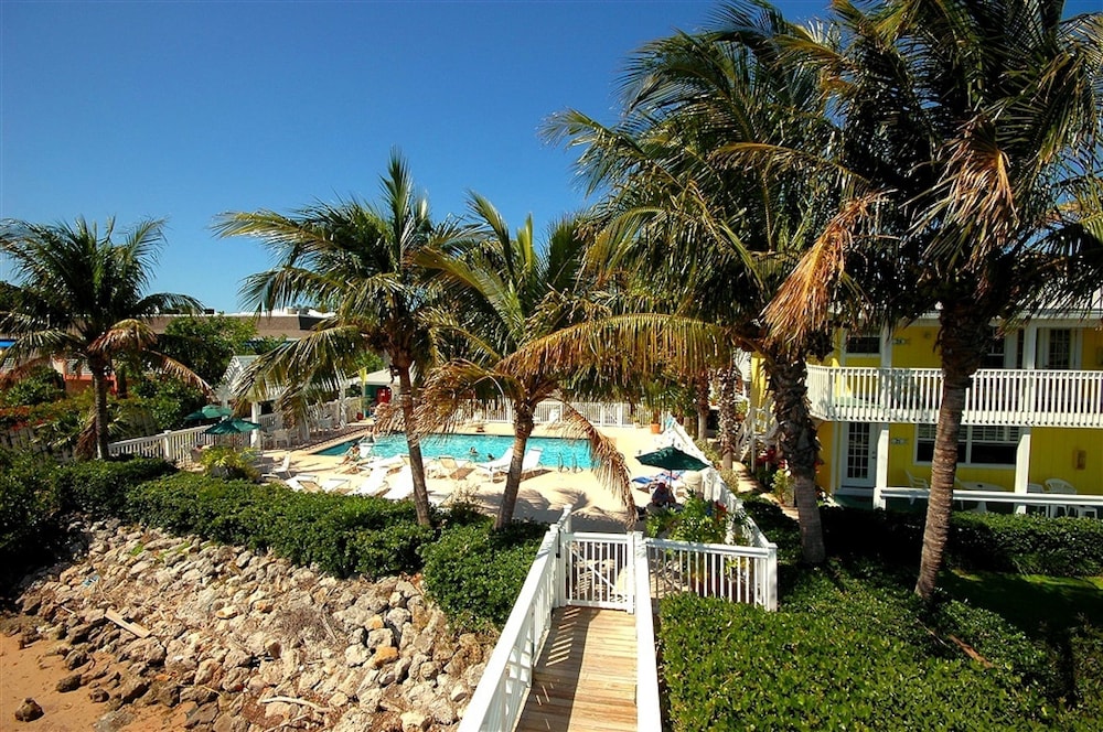 Tradewinds Beach Resort in Bradenton Beach, United States