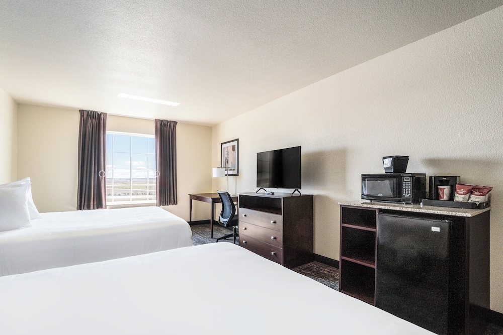 Cobblestone Hotel & Suites Newport - photo 15