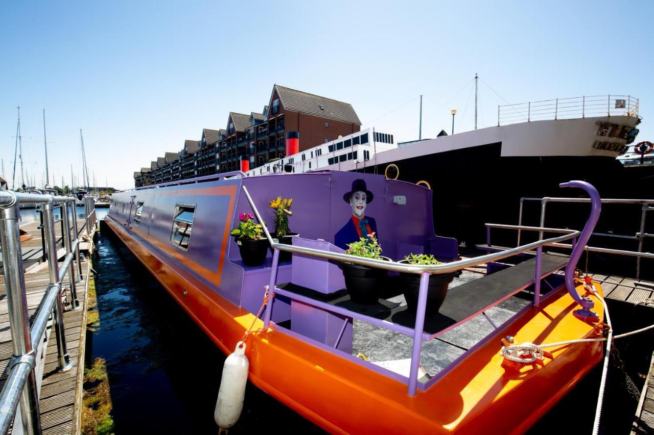 The Joker Boat — 5-Star Luxury Hotel in Liverpool, United Kingdom