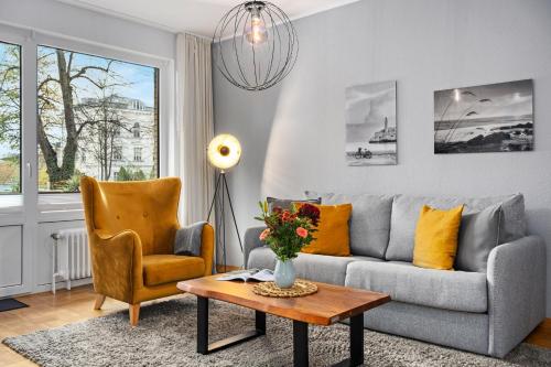 Stilvolle Stadtoase 116 qm Parkblick Wassernah Parkplatz — 4-Star Luxury Hotel in Wilhelmshaven, Germany