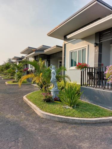 Raeya Garden Hotel — hotel in Khun Han