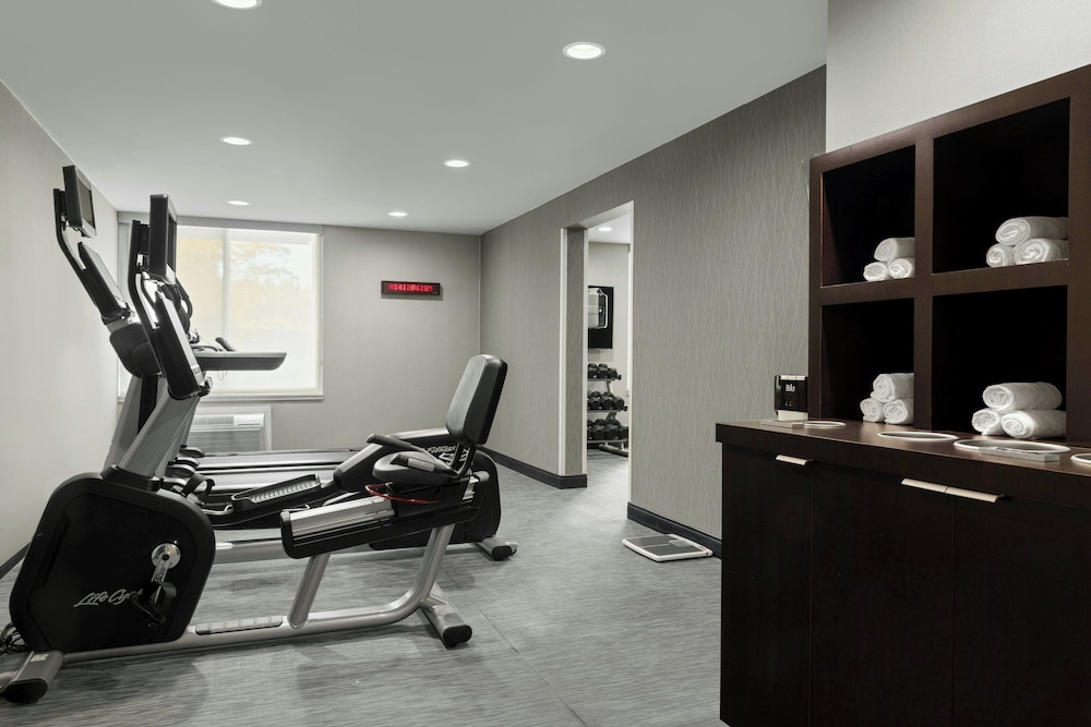 Courtyard by Marriott Santa Rosa - photo 20