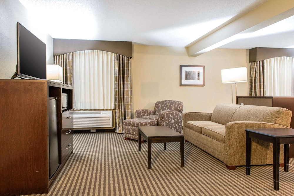 Baymont by Wyndham Festus - photo 11