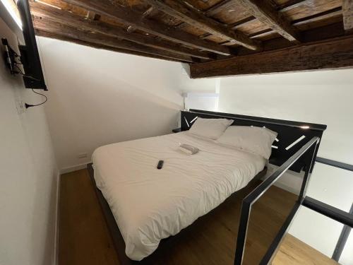 Casa Cappellari design studio a Campo de' Fiori — 4-Star Luxury Hotel in Rome, Italy