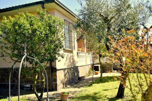 Casa Della Genovina — 4-Star Luxury Hotel in Capodimonte, Italy