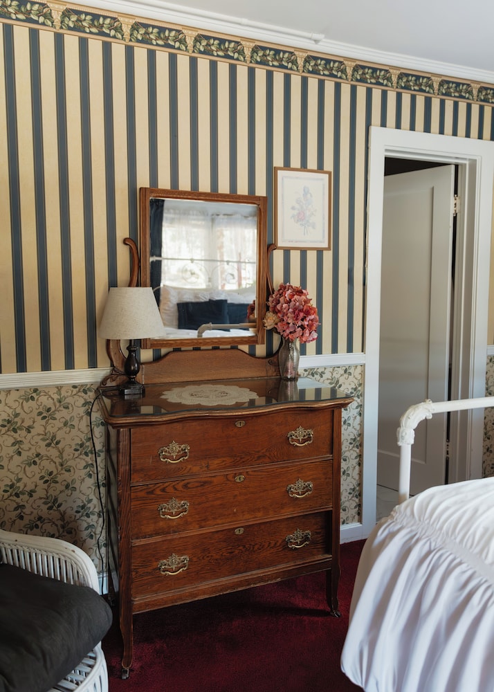 Julian Gold Rush Hotel - photo 9