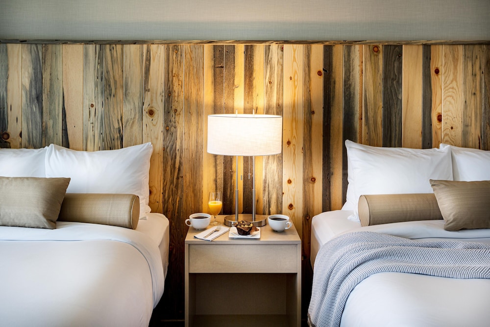 Hotel Maverick - photo 17