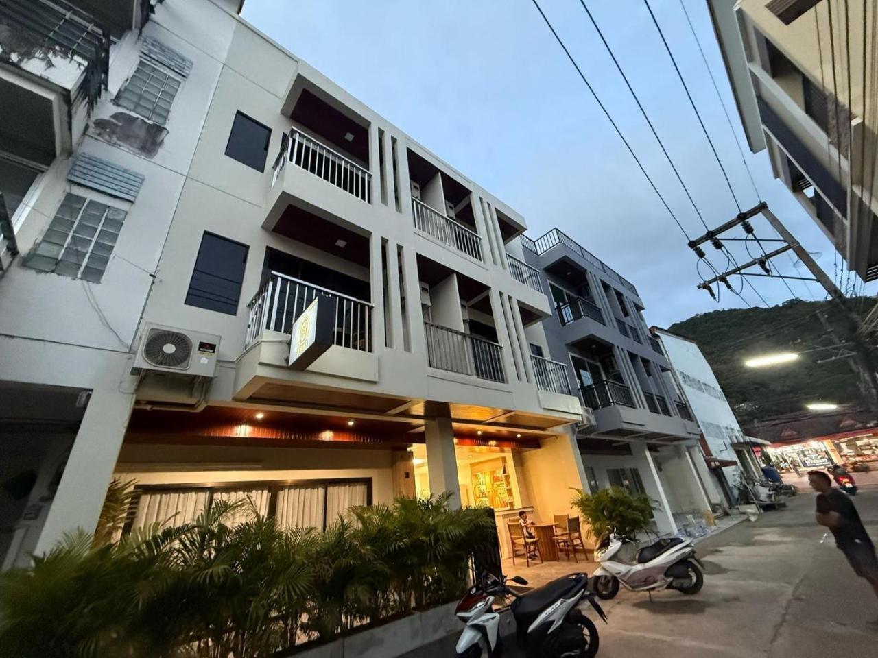 Sumaka Hotel Karon - carbon neutral hotel in Unknown City
