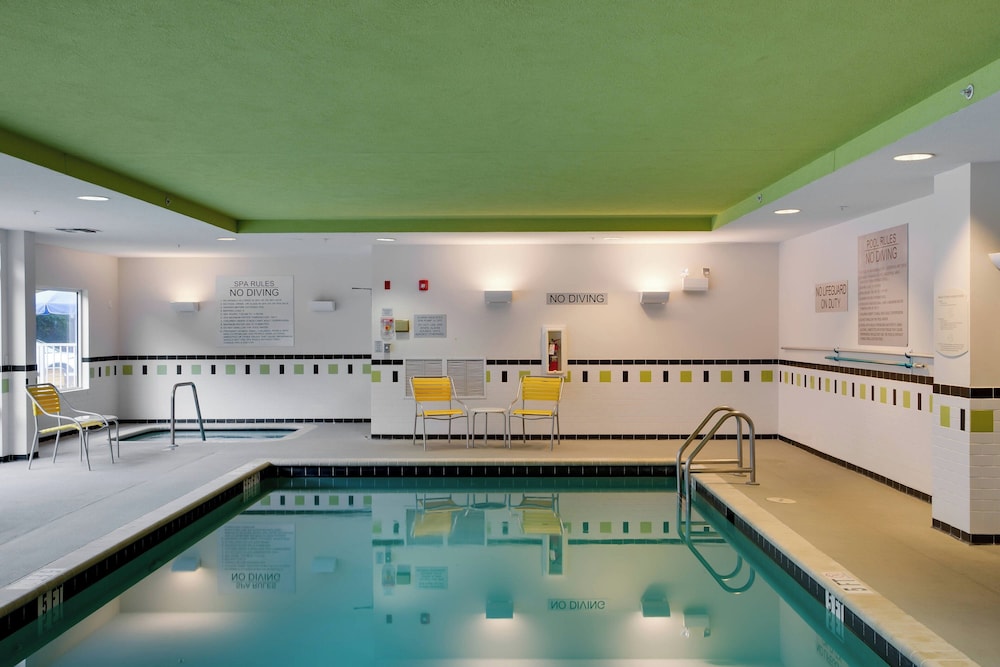 Fairfield Inn & Suites Lake City - photo 20