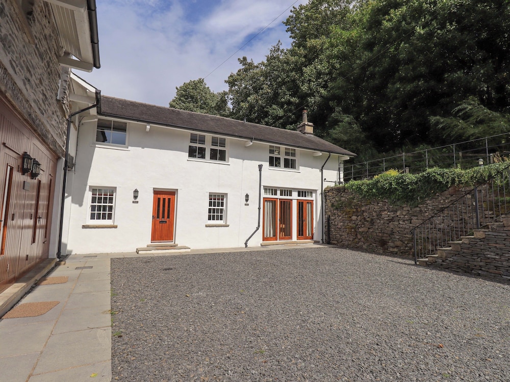 Abbots Reading Mews 2 in Ulverston, United Kingdom