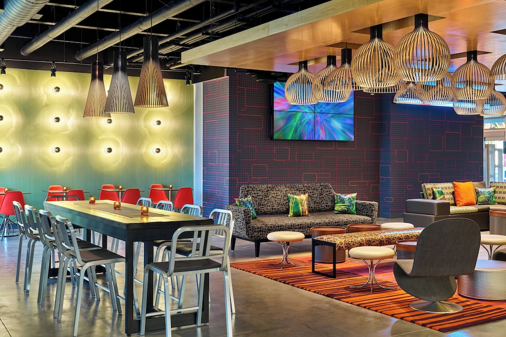 Aloft Miami Airport - photo 22