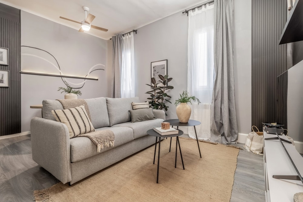 Noche 1 Bedroom in Salamanca hotel Goya Madrid