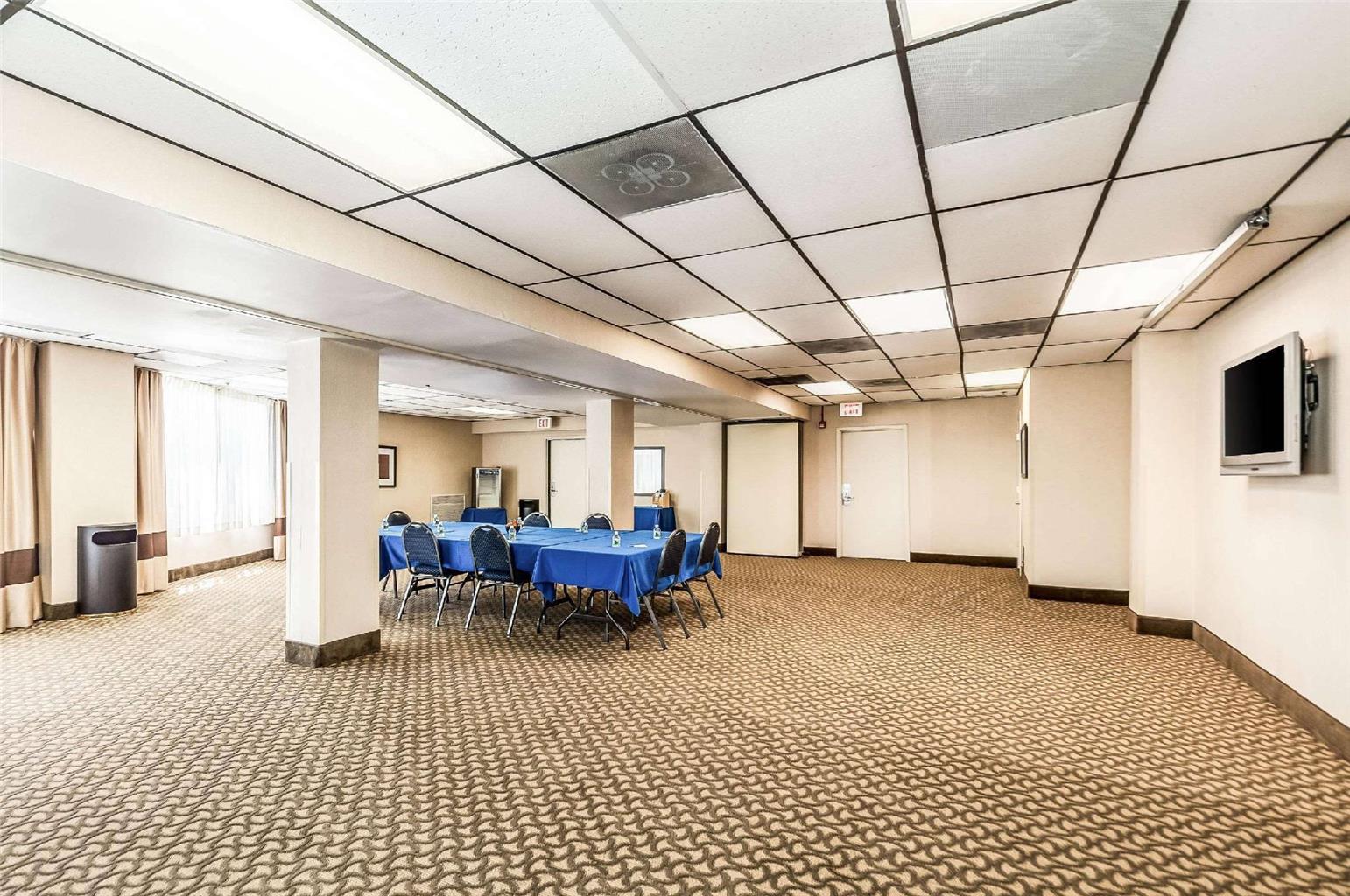 Comfort Inn & Suites Alexandria West - photo 27