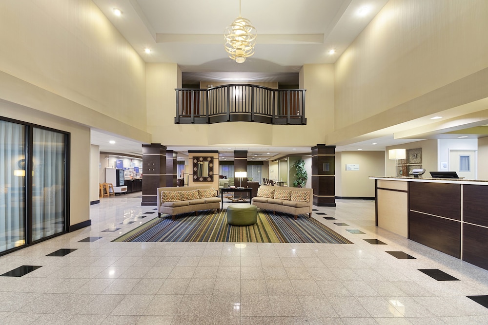 Holiday Inn Express Bloomington West by IHG - photo 34