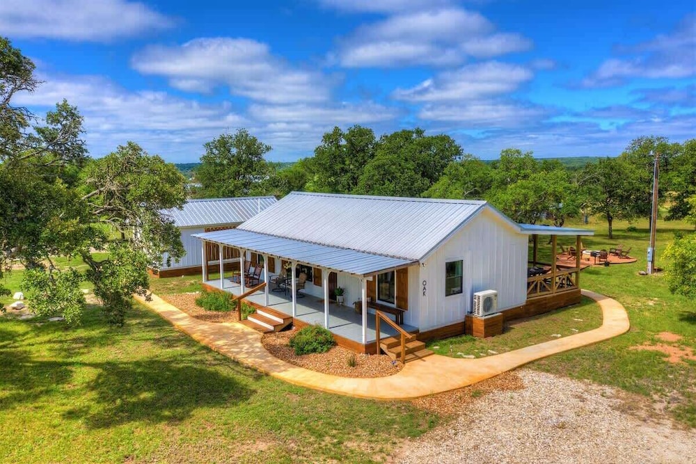 3 Acres of Luxury and Views in Fred Wine Country - photo 33