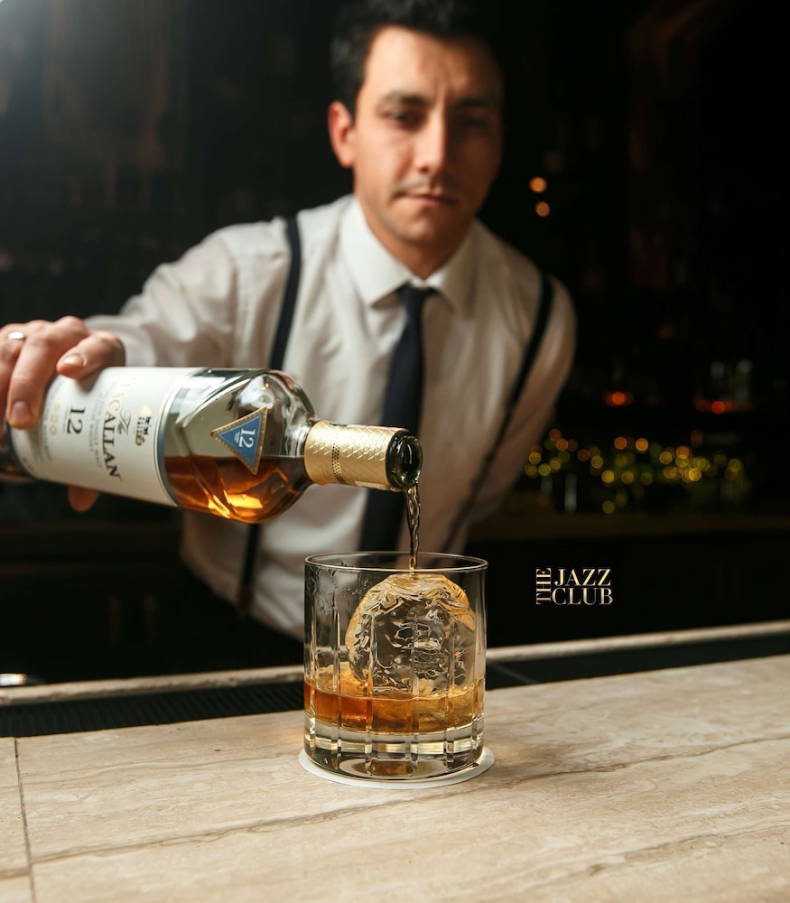 מזון ומשקאות