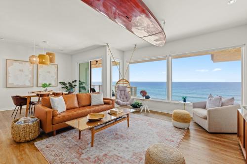 SB 767D Soothing Solana Oceanfront Condo — 4-Star Luxury Hotel in Solana Beach, United States