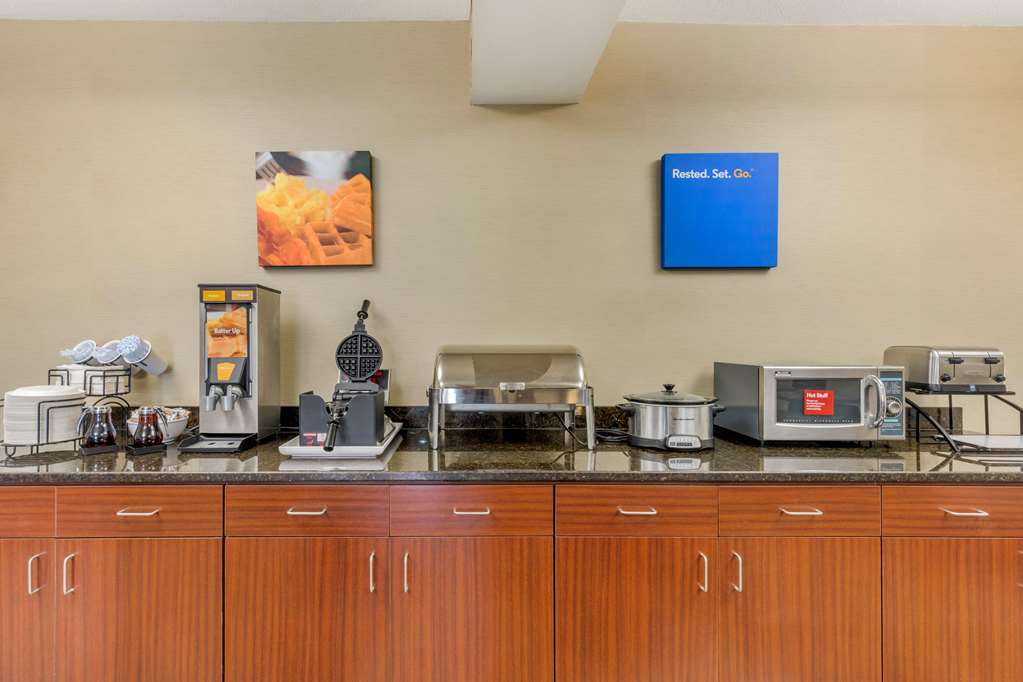 Comfort Inn Lenoir City Knoxville - photo 45