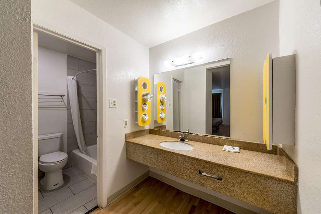 Studio 6 San Antonio TX Fort Sam Houston Area - photo 26