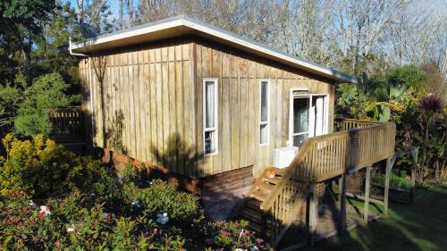 Tree Top Cabin树上小木屋bay of Islands Paihia — hotel near Kerikeri Airport