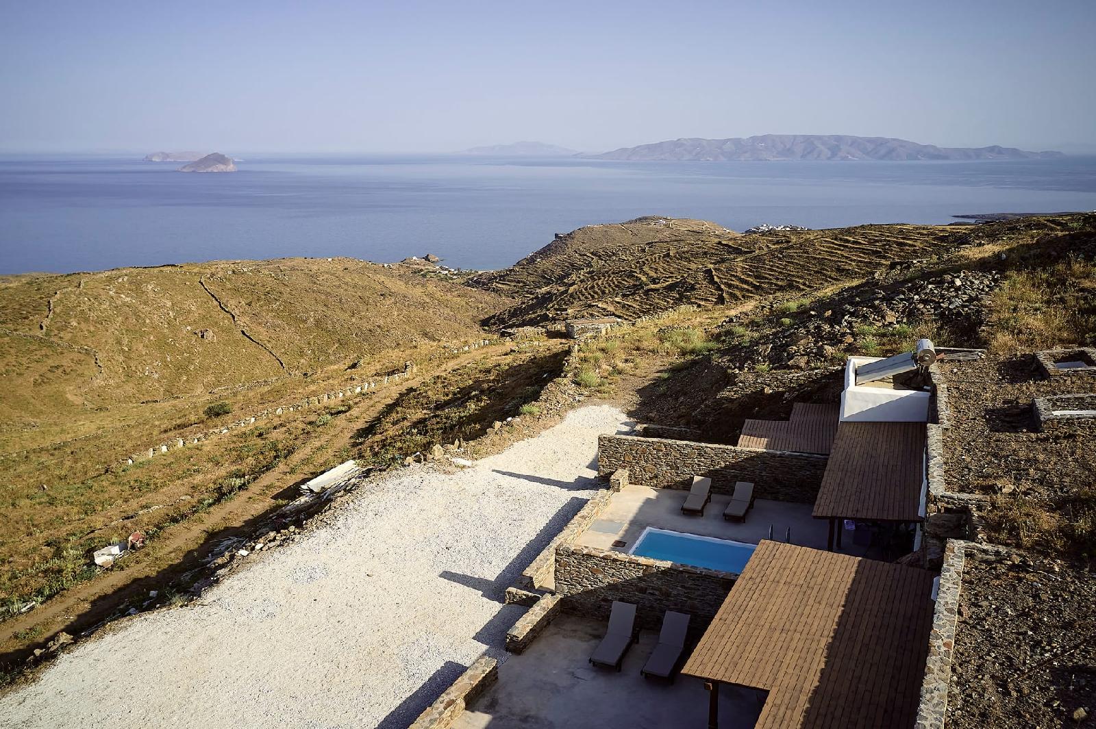 Niva Pool Suites in Kythnos, Greece